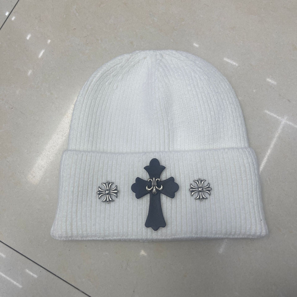 CHH  Heart Beanie Knitted Hat Autumn/Winter Male Female